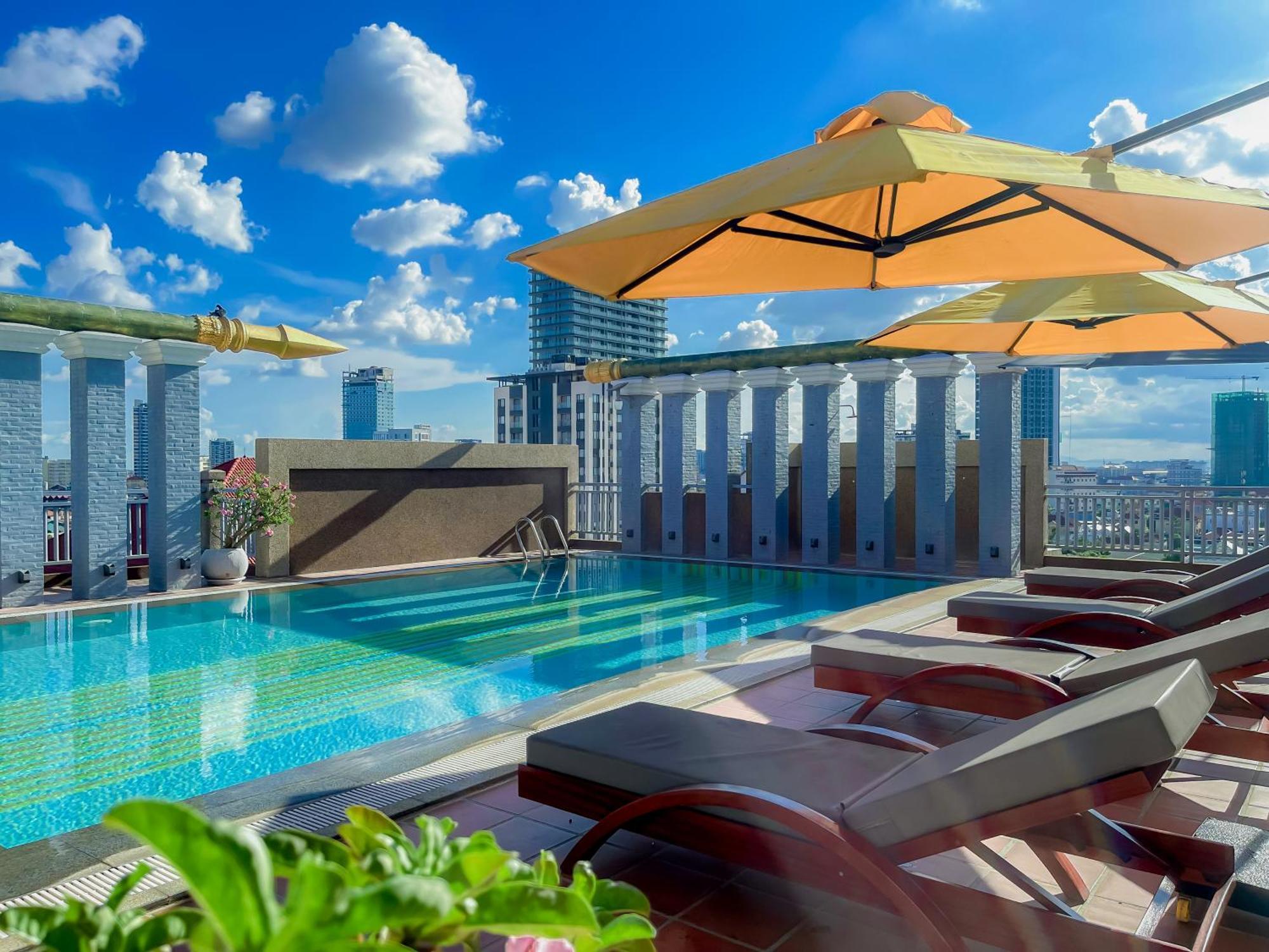 Jaya Suites Hotel Phnom Pen Exterior foto