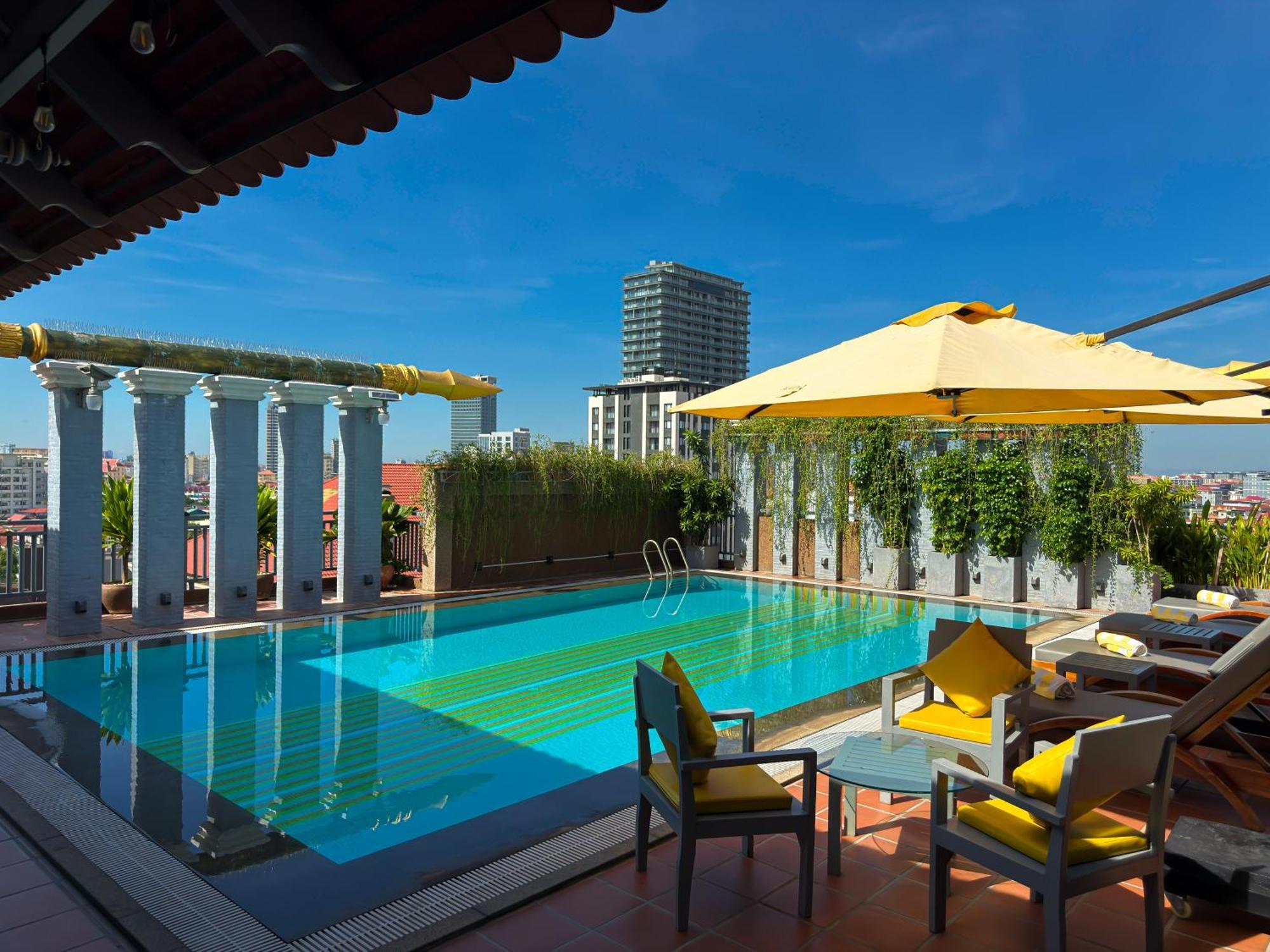 Jaya Suites Hotel Phnom Pen Exterior foto